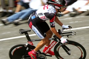 开云下载-巴尔韦德一剑封喉，绝杀洪都拉斯背后的足球革命与个人史诗